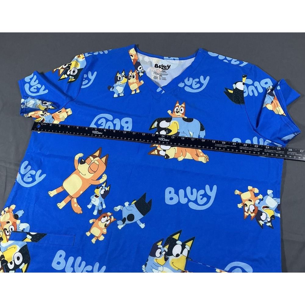 Bluey Character Print VNeck Scrub Top Royal Blue 2XL Medical Uniform 1FP106AWNWT - Picture 3 of 10